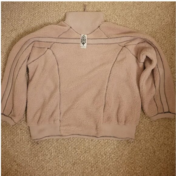 Free People NWT Fleece 1/2 Zipper Pullover Sweatshirt Color Crystal Ball size L - Picture 4 of 5